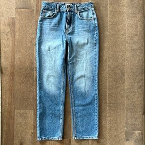 NWOT We The Free / Free People Pacifica Straight Leg Jeans in Mid Blue - Sz 27